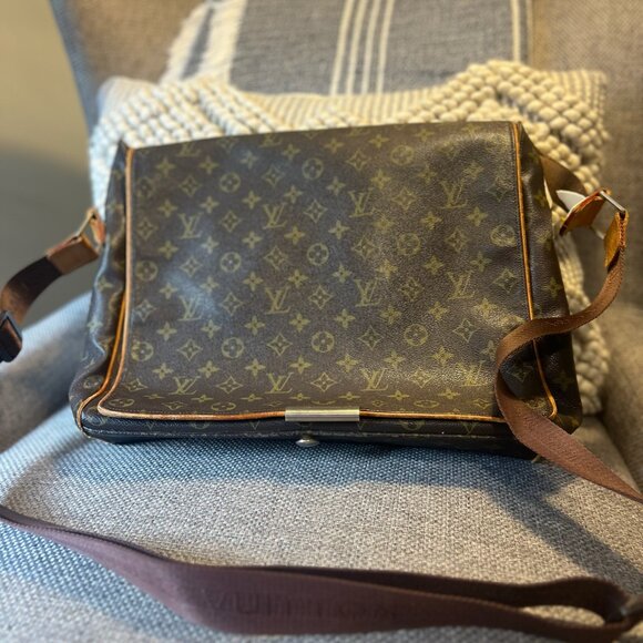 VINTAGE LOUIS VUITTON Mens Crossbody Bag Messenger Laptop Work Shoulder - Picture 1 of 12